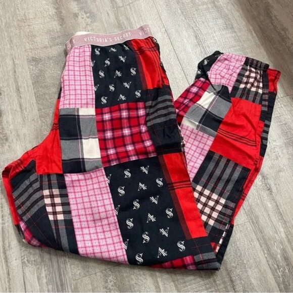 Victoria's Secret Other - Victoria's Secret Patchwork Flannel Pajama Bottoms Size Large